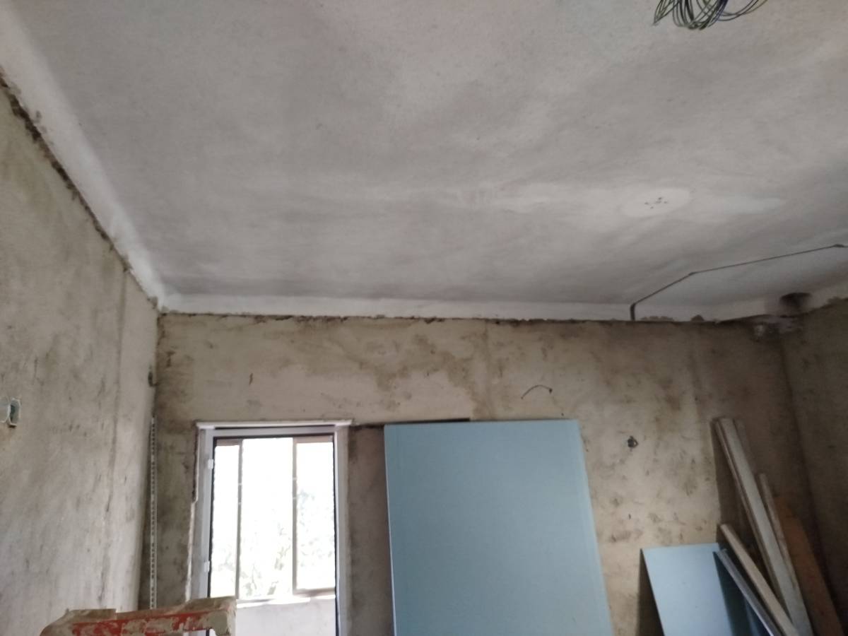 Lucas Valadares - Vila Franca de Xira - Plastering