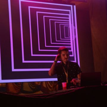DJ V1NA - Elvas - Hochzeits-DJ