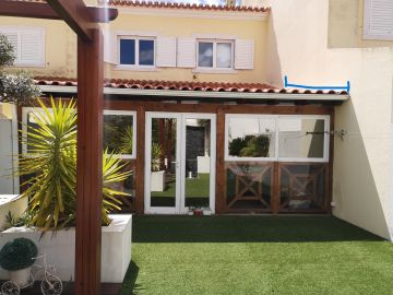 Roof Installation Professional