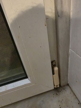 Empresa de Caixilharia de PVC
