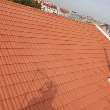 Criativa remodelação - Odivelas - Dachbau oder -austausch