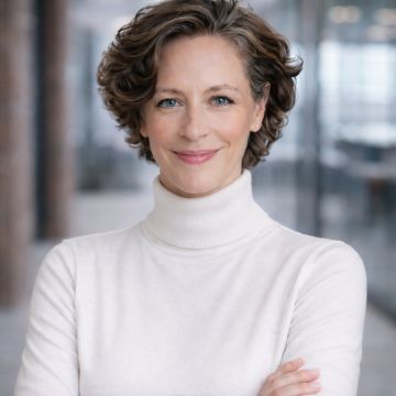 Carla Coelho - Loures - Financial Services and Planning
