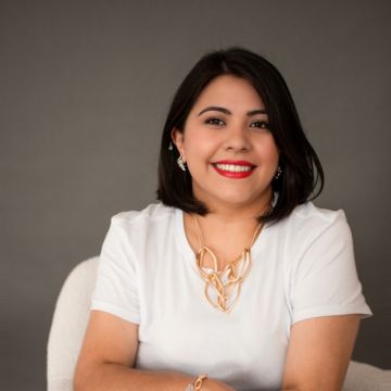Maria Machado - Torres Vedras - Hebrew Translation