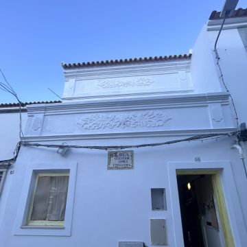 JR   manutenção e reparos - Tavira - Calafetagem