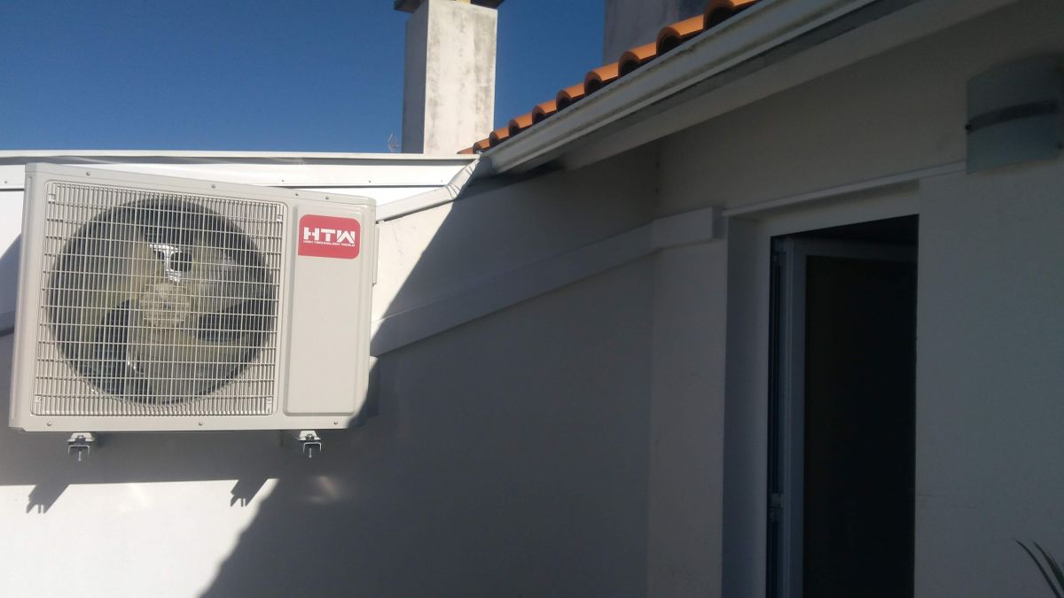 Instaltec Serviços - Ar Condicionado, Gás, Climatização e Canalização - Condeixa-a-Nova - Manutenção de Ar Condicionado