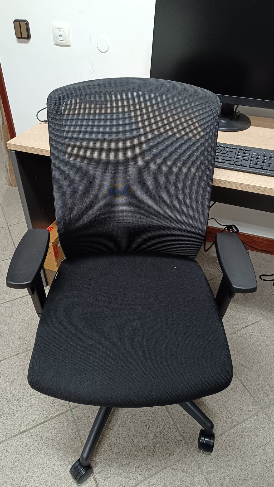 Antônio Junior - Coimbra - Montagem de Berço