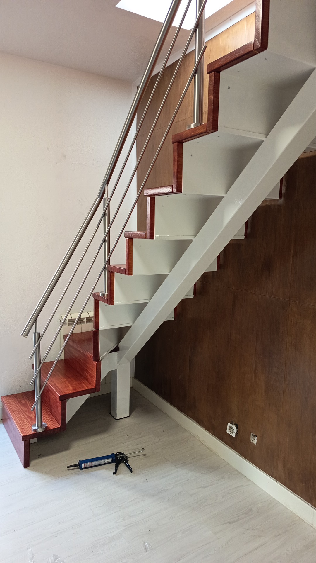 Serralheria Pro Inox - Ourém - Construção de Parede Interior