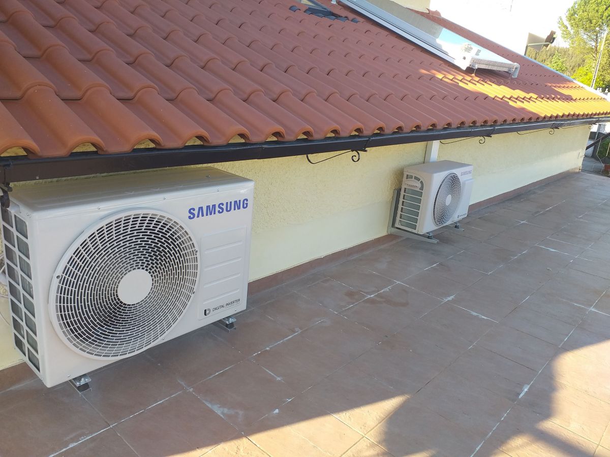 Instaltec Serviços - Ar Condicionado, Gás, Climatização e Canalização - Condeixa-a-Nova - Ar Condicionado e Ventilação