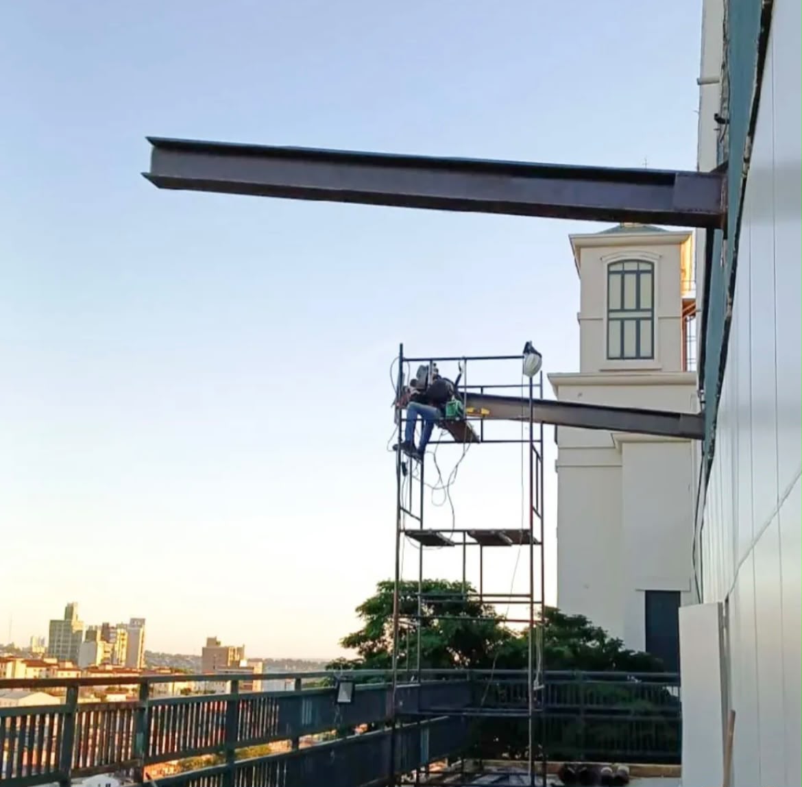 Serralheria Pro Inox - Ourém - Construção de Casa Nova