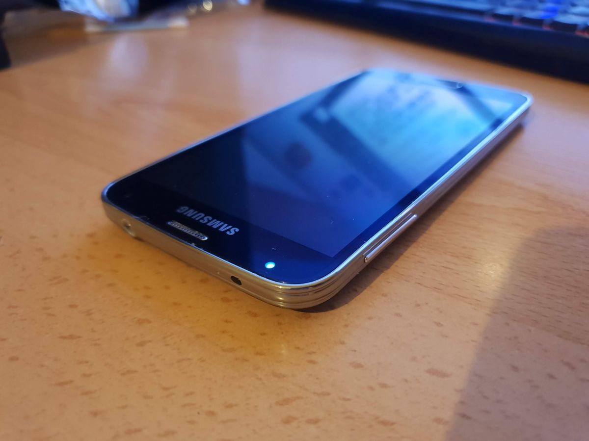 Filipe Santos Varandas - Viseu - Phone or Tablet Repair