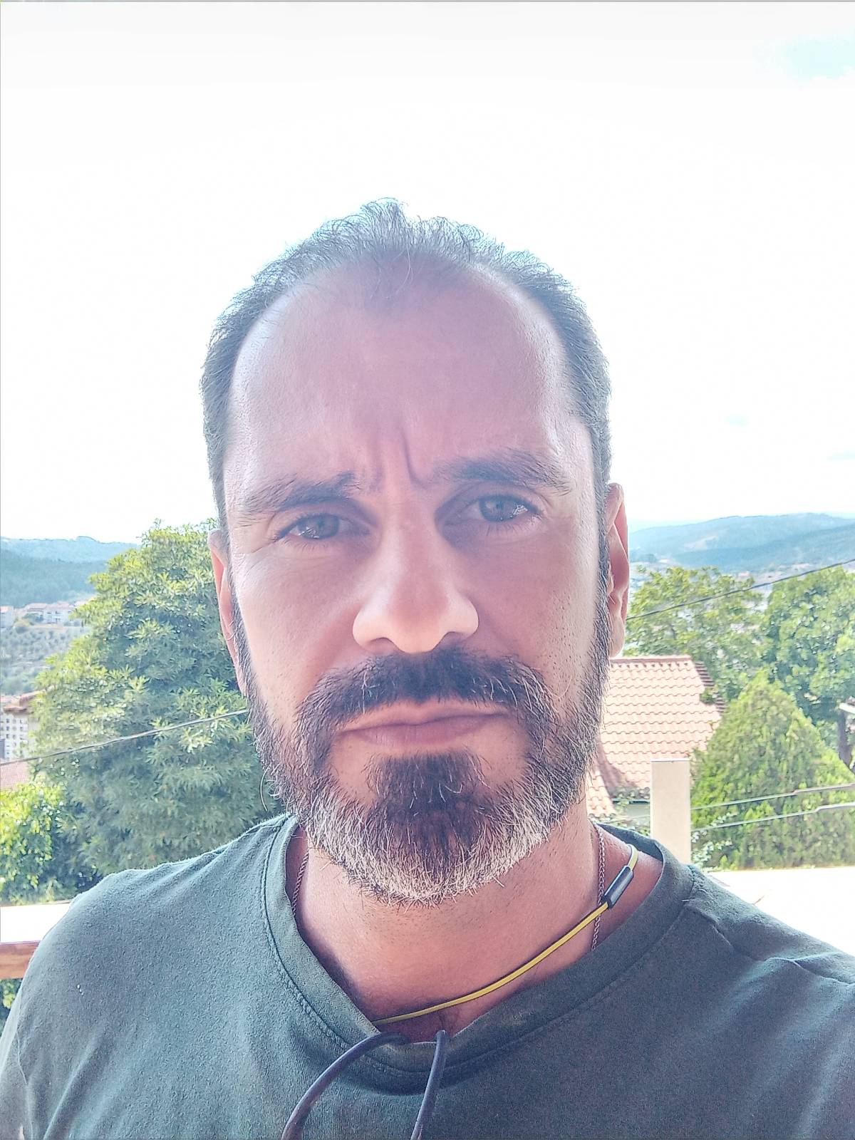 Antônio Junior - Coimbra - Limpeza de Sofá