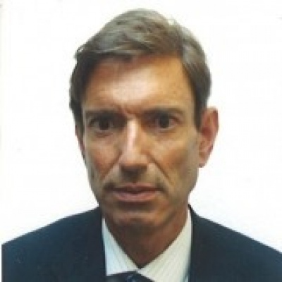 Jorge Vieira - Sintra - Aluguer de Carro Citadino
