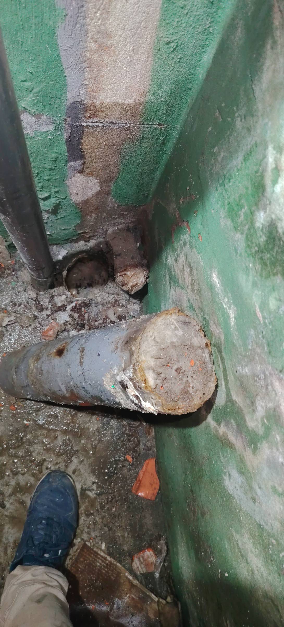 Diogo César Canalizador - Santa Maria da Feira - Plumbing Pipe Installation