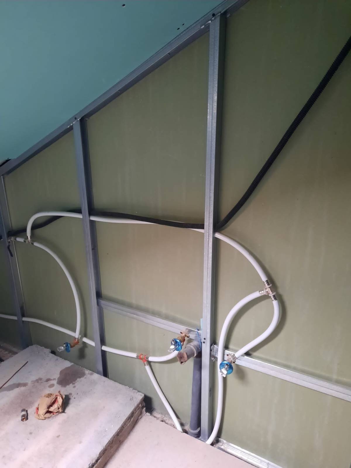 SC Remodelações e transporte - Loures - Drywall Installation and Hanging