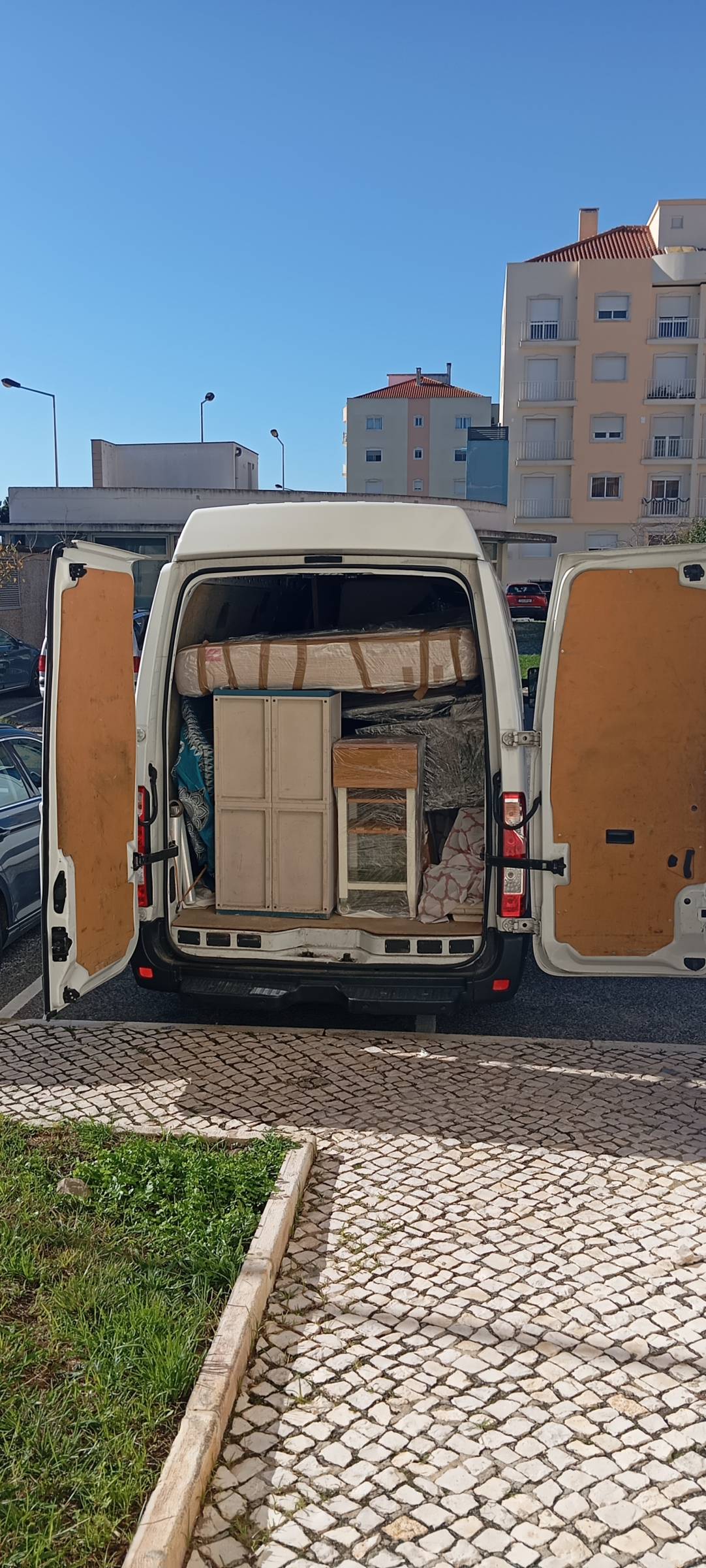 Transportes Graça - Sintra - Umzug