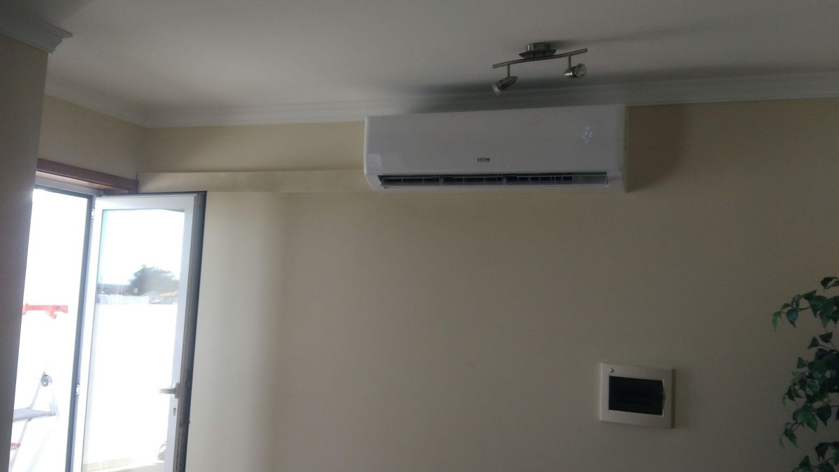 Instaltec Serviços - Ar Condicionado, Gás, Climatização e Canalização - Condeixa-a-Nova - Instalação ou Substituição de Ventilador de Casa de Banho