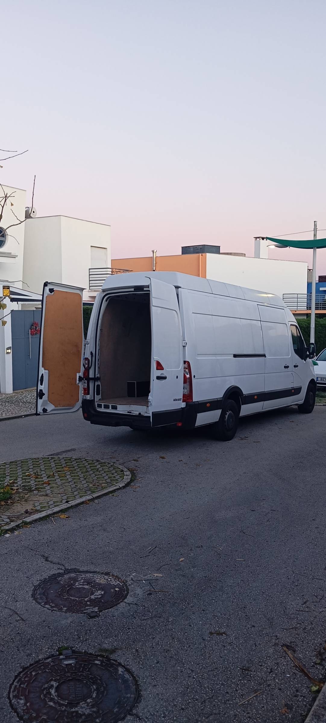 Transportes Graça - Sintra - Klavier-, Piano- und Flügeltransport