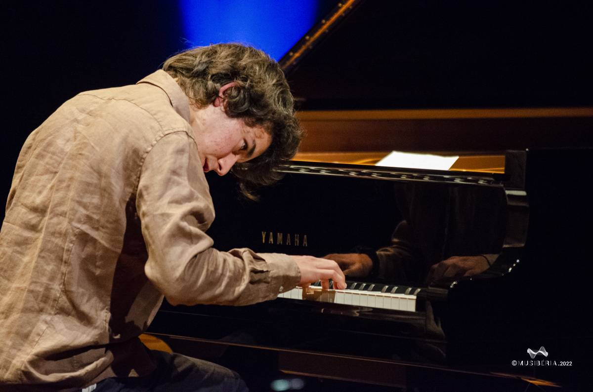 João Barreto pianista - Aveiro - Music Duo Entertainment
