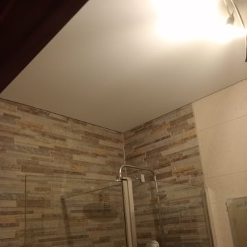 Invictarenovabg - Porto - Installation de clôture pour chiens