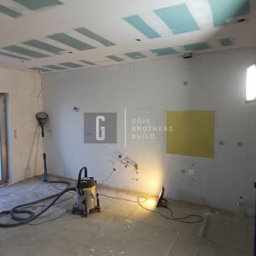 Gois - Vila Nova de Gaia - Stucco Application
