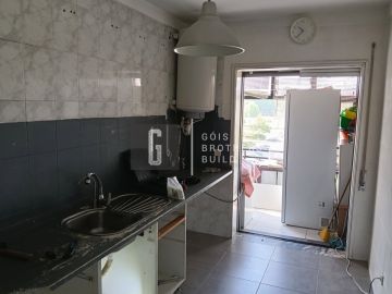Gois - Vila Nova de Gaia - Stone or Tile Flooring Installation