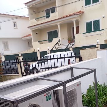 Japão Serralheiro - Cascais - Einbau oder Austausch der Garagentür
