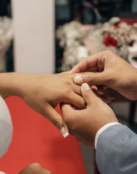 Wedding Officiant - Sandro Silva - Fochriw