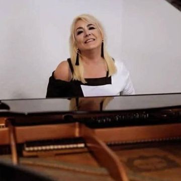 Patrícia Costa - Tavira - Harmonica Lessons