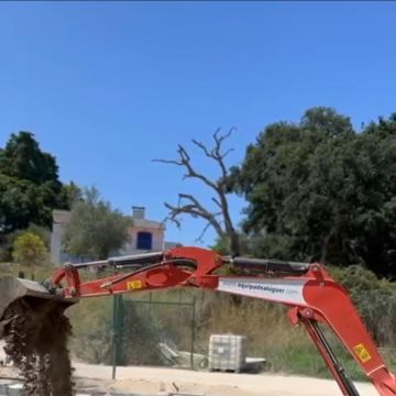 Emerson Sodré Coutinho - Odivelas - Roof Installation or Replacement