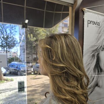 Cabeleireiro Biologico & Vegan Extralife - Odivelas - Manicure e Pedicure (para Mulheres)