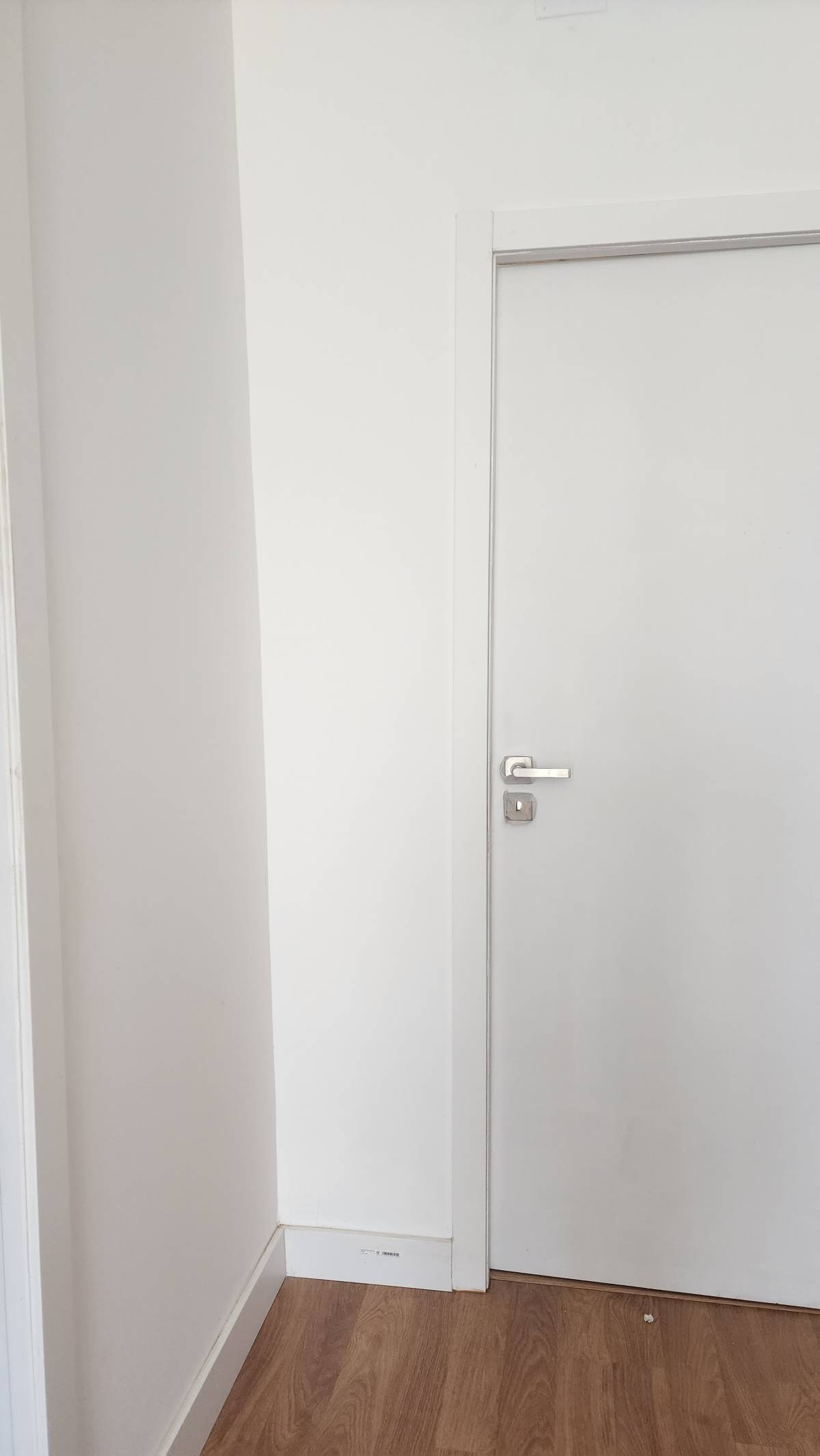 Drywall specialist