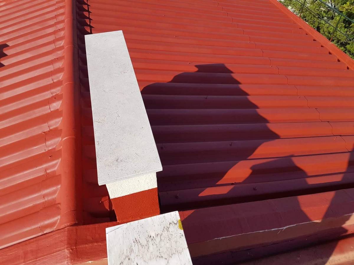 Vertex UE - Oliveira de Azeméis - Instalação de Alcatifa
