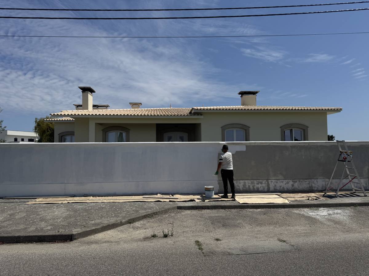 Marcio Valério - Mira - Roof Installation or Replacement