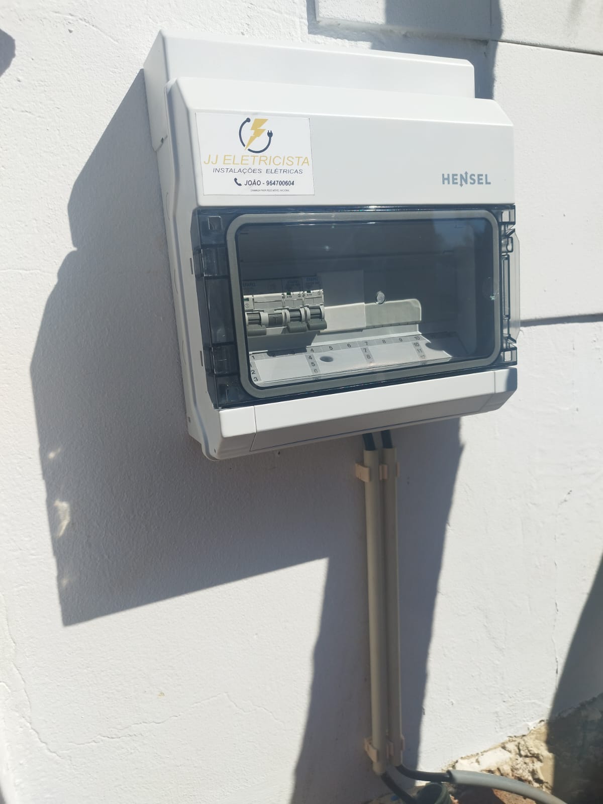 JJ ELETRICISTA - Tavira - Problemas Elétricos e de Cabos