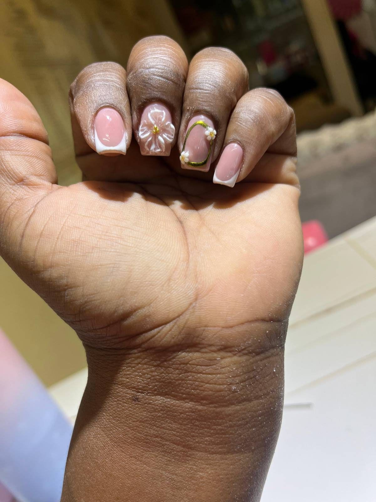Fausia Cossa - Nail Designer - Beja - Manicura y pedicura (para mujeres)