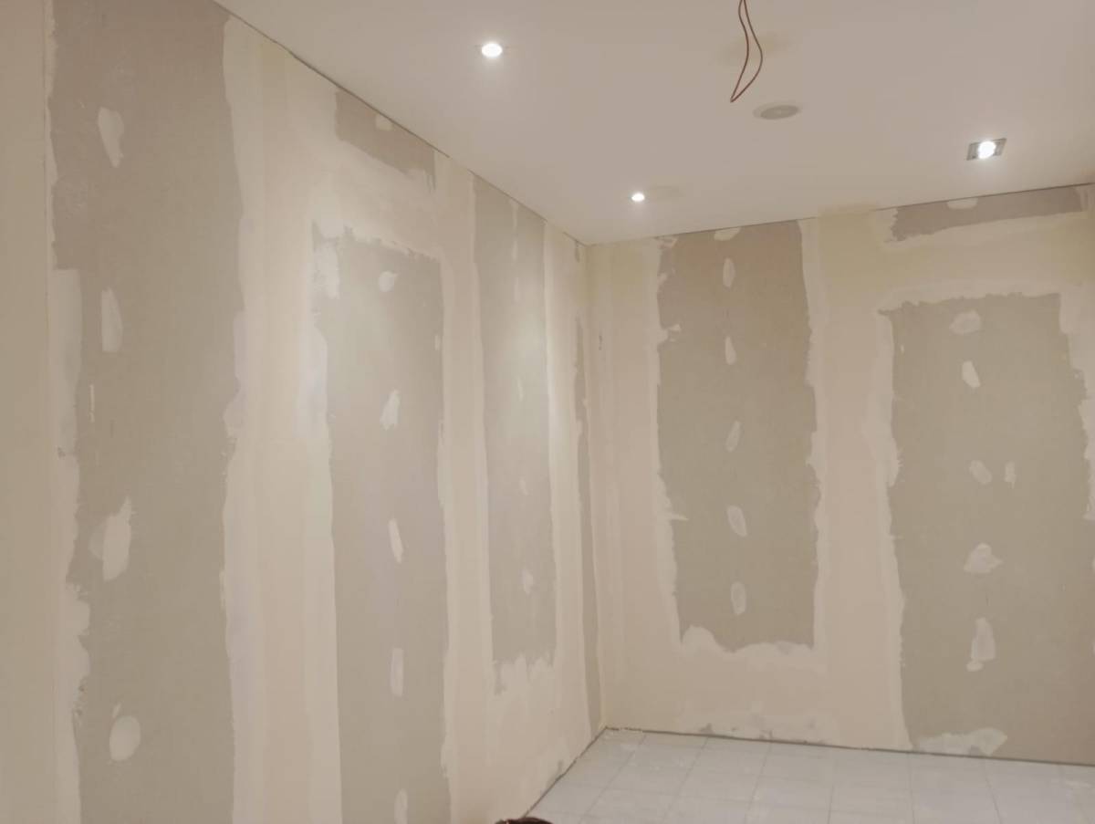 Vertex UE - Oliveira de Azeméis - Construção de Parede Interior