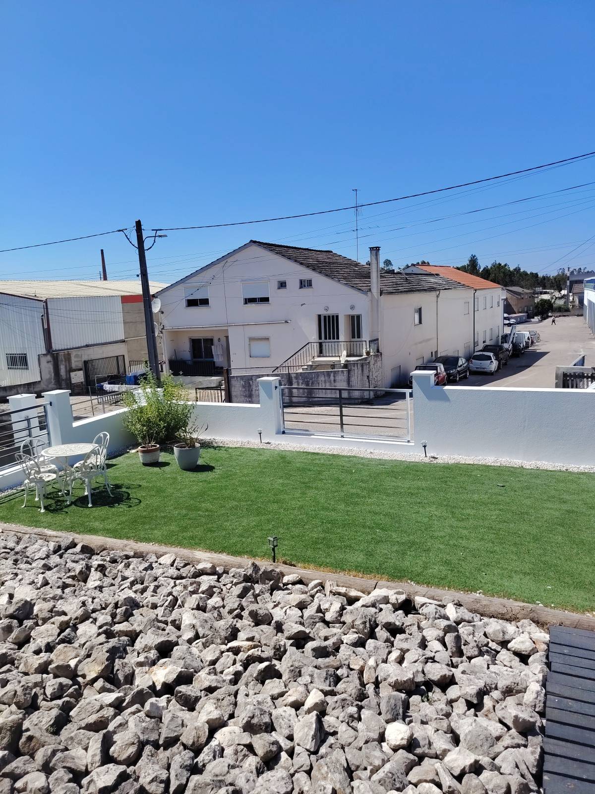 ACABAMENTOS INTERIORES & EXTERIORES - Ourém - Instalação de Alcatifa