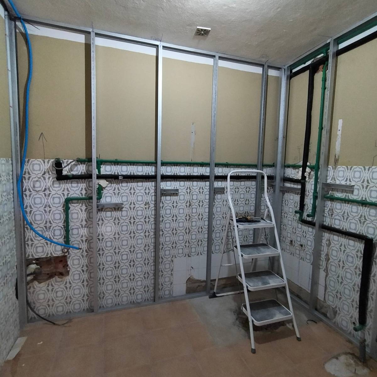 Waterstate, Unip Lda - Alpiarça - Instalación de pladur y cortinajes
