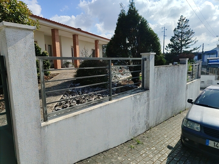 ACABAMENTOS INTERIORES & EXTERIORES - Ourém - Instalação de Escadas