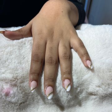 Fausia Cossa - Nail Designer - Beja - Manicura y pedicura (para mujeres)