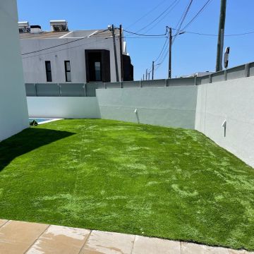 Carlos Paixão - Cascais - Instalação de Relva Artificial