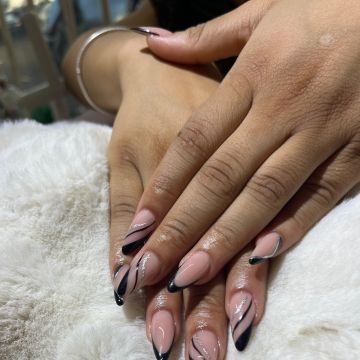 Fausia Cossa - Nail Designer - Beja - Manicura y pedicura