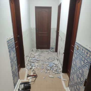 JM Pinturas - Leiria - Stair Installation