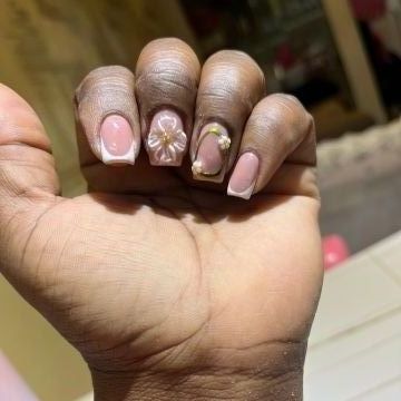 Fausia Cossa - Nail Designer - Beja - Manicura y pedicura (para mujeres)