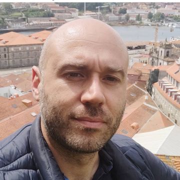 Webdeveloper + Animador Pai Natal - Vila Nova de Gaia - Desenvolvimento de Aplicações iOS