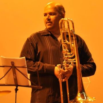 Professor João Evangelista - Aveiro - Clases de harmónica