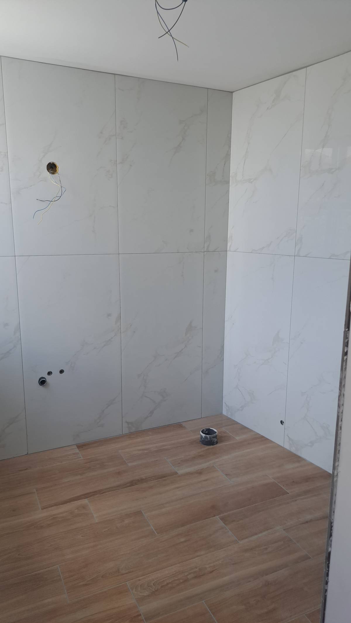 M renovaçoes - Viseu - Hardwood Floor Repair or Partial Replacement