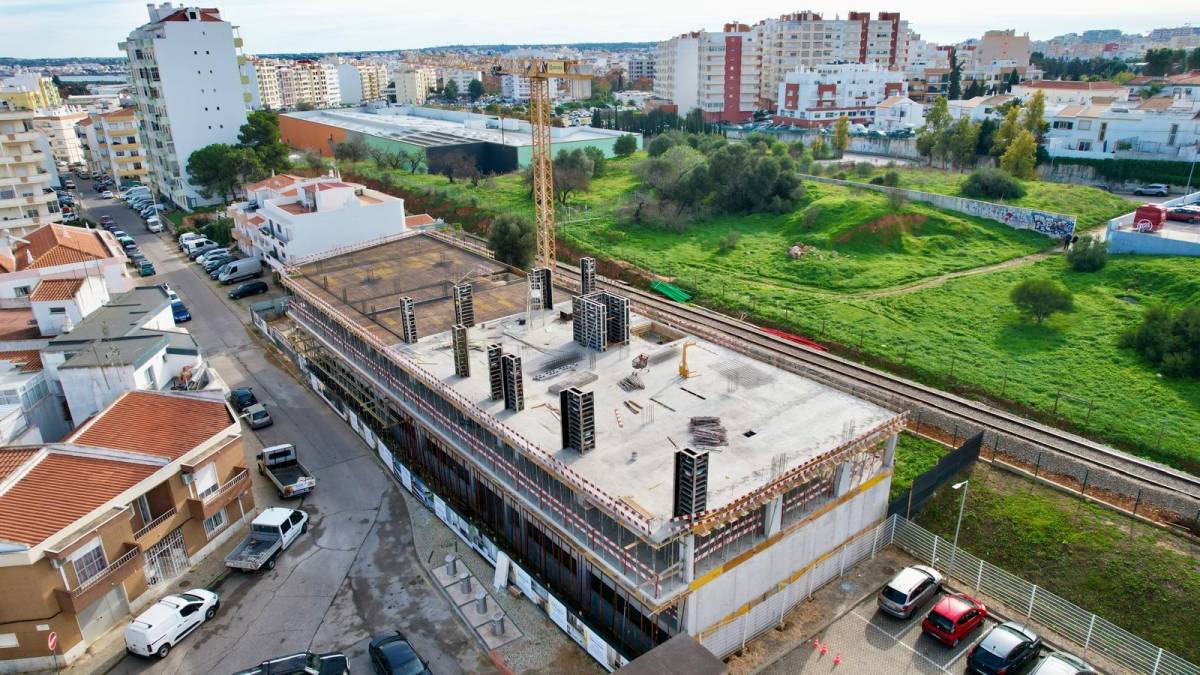 Valdir Fortes Arquiteto - Vila Nova de Gaia - Arquitetura Online