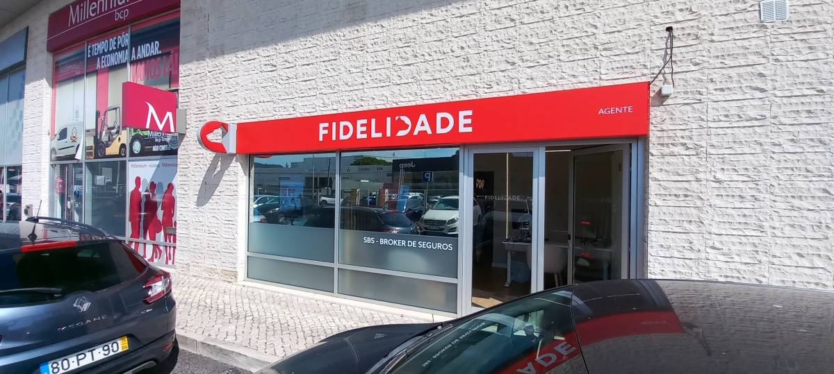 Criativa Instalações Técnicas - Amadora - Suspensão de Quadros e Instalação de Arte