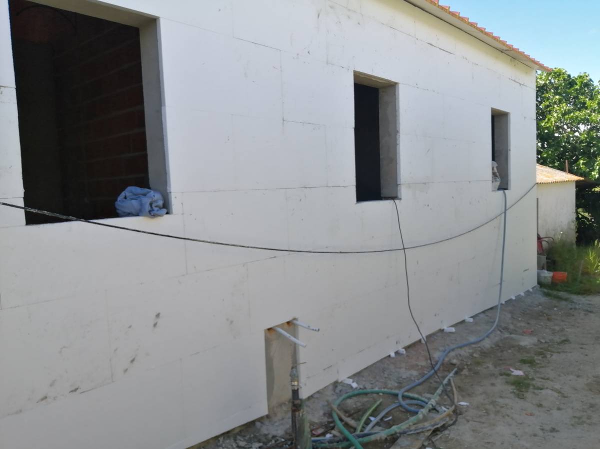 Fábio Martins - Serviços de remodelação de interiores e exteriores - Setúbal - Instalação de Escadas